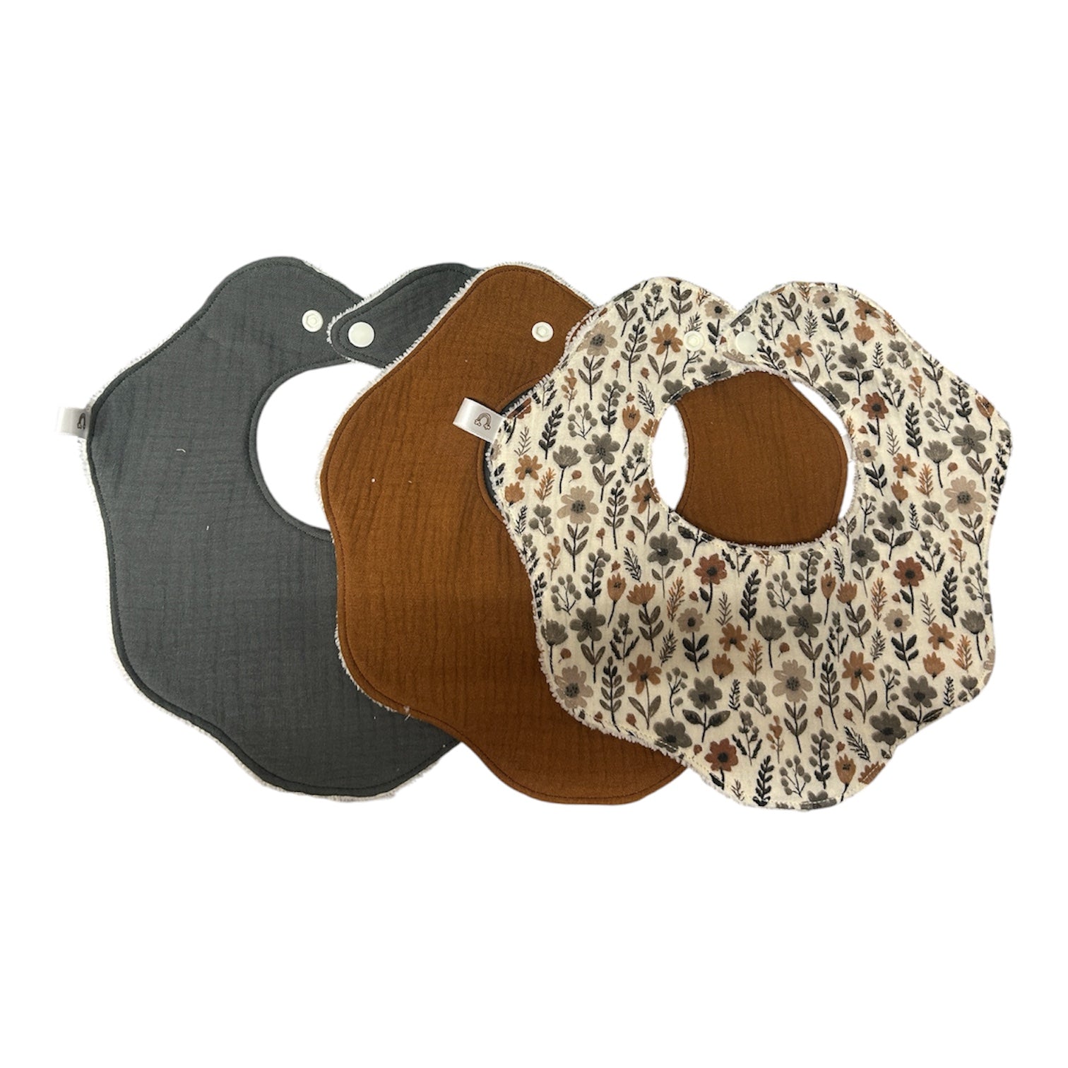 Lot de 3 bavoirs "fleurs"