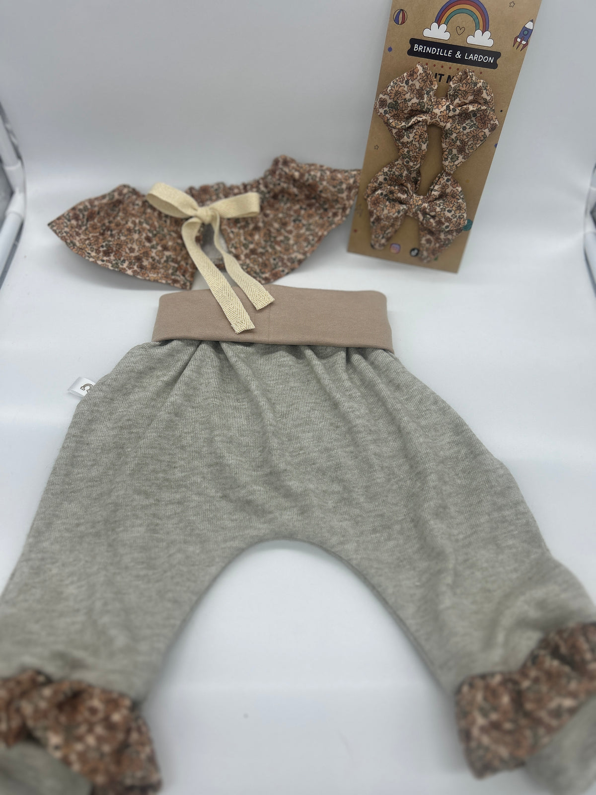 Ensemble t.6mois - pull, sarouel, col