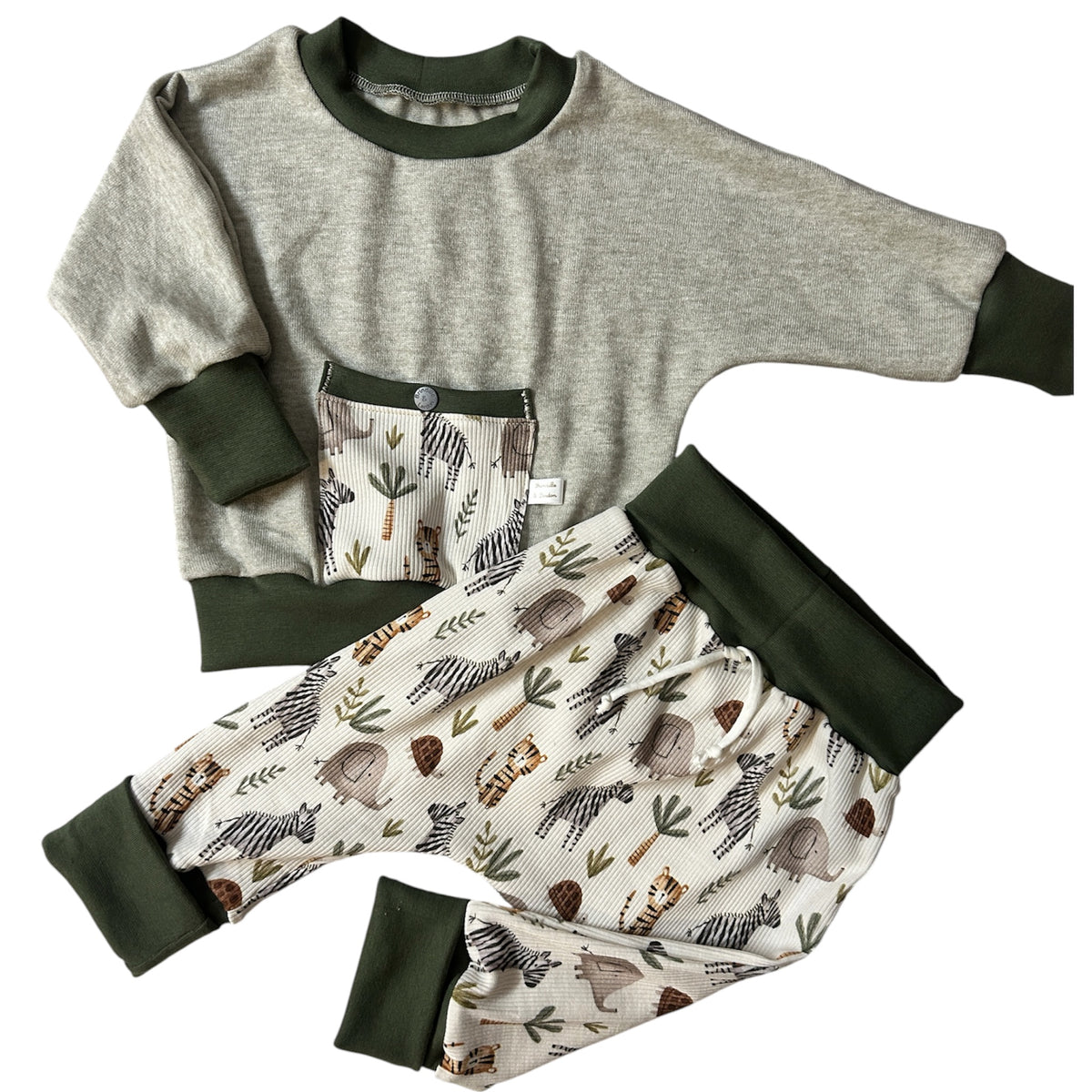 🌿 Ensemble évolutif Safari – Taille 6 mois 🦓🦁